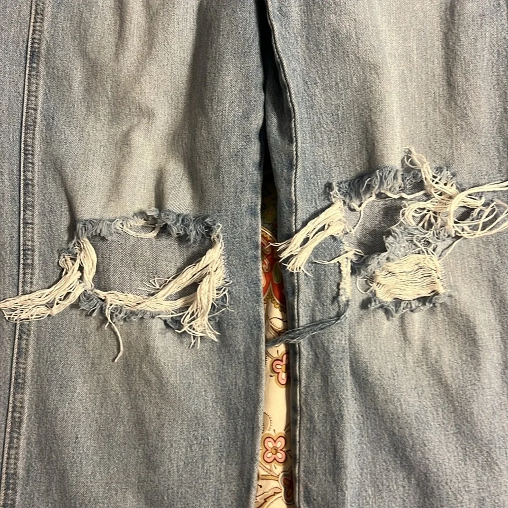 LEVIS Retro/Vintage Style Light Wash Distressed Denim Overalls - Picture 10 of 15
